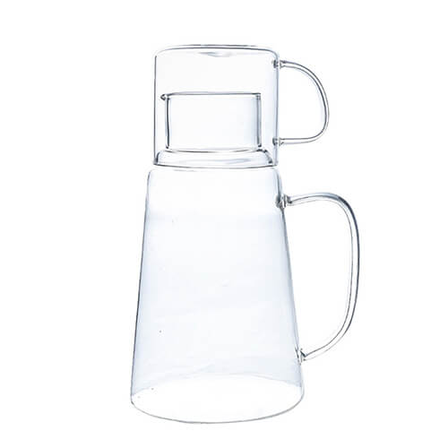 glass water carafe with glass cup lid