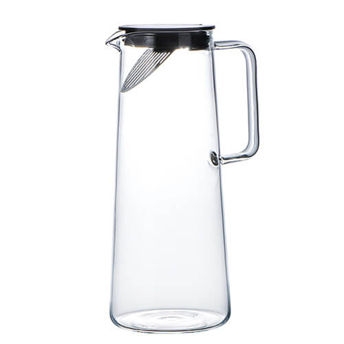 simple borosilicate glass pitcher